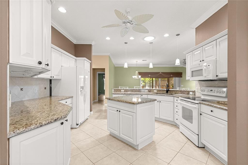 Active With Contract: $449,000 (3 beds, 2 baths, 1934 Square Feet)