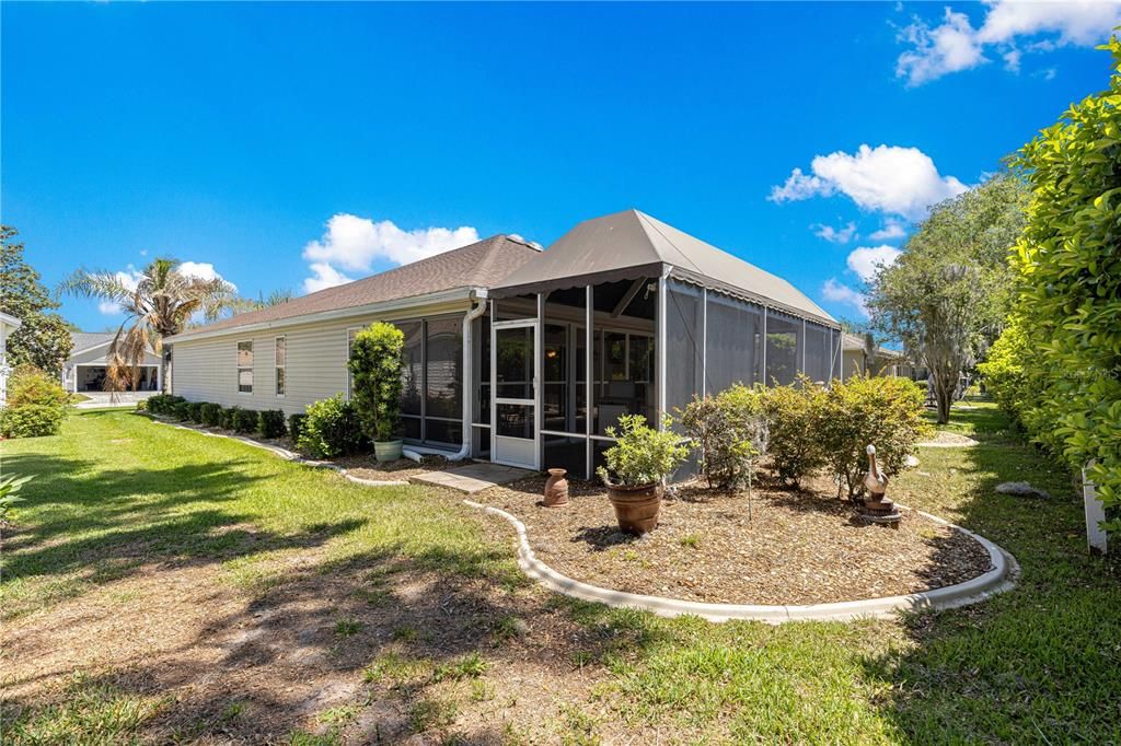 Active With Contract: $449,000 (3 beds, 2 baths, 1934 Square Feet)