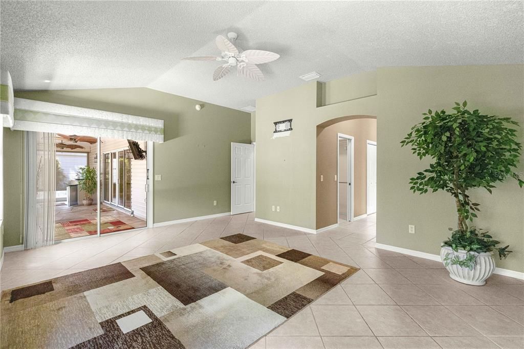 Active With Contract: $449,000 (3 beds, 2 baths, 1934 Square Feet)