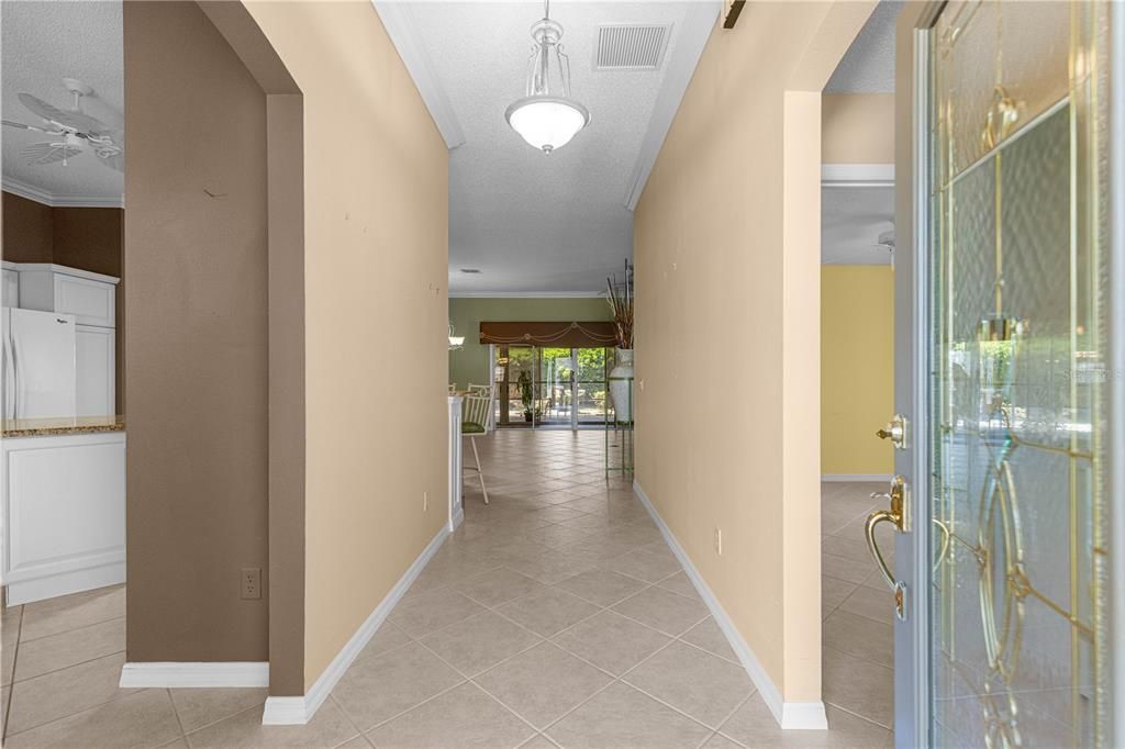 Active With Contract: $449,000 (3 beds, 2 baths, 1934 Square Feet)