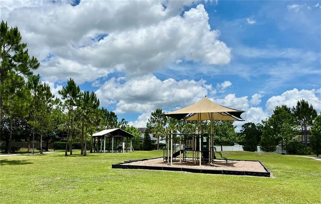 En Venta: $579,900 (4 camas, 3 baños, 2890 Pies cuadrados)