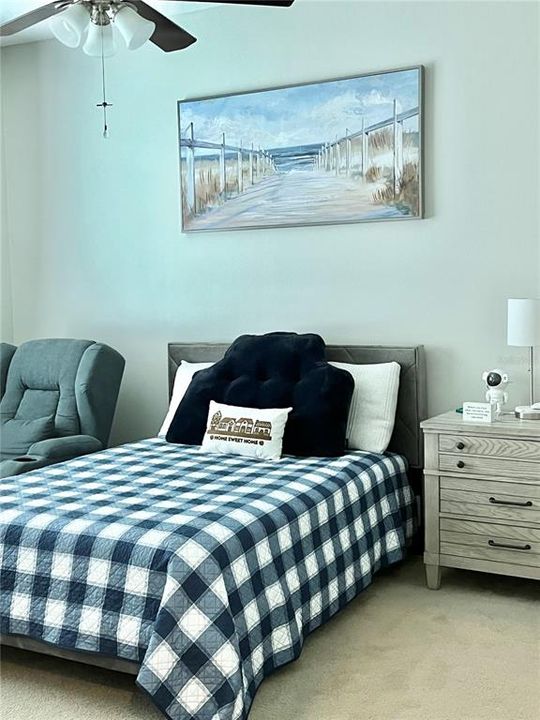 En Venta: $579,900 (4 camas, 3 baños, 2890 Pies cuadrados)