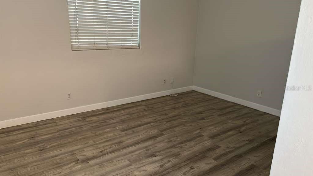 Activo con contrato: $1,400 (2 camas, 1 baños, 704 Pies cuadrados)