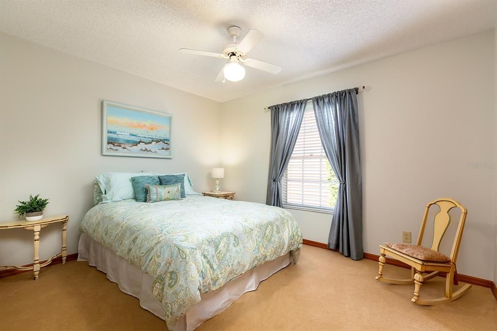 Active With Contract: $560,000 (4 beds, 2 baths, 2619 Square Feet)