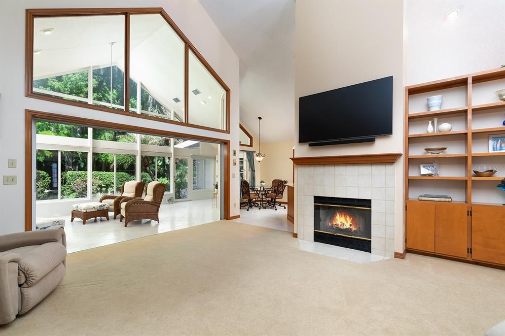 Active With Contract: $560,000 (4 beds, 2 baths, 2619 Square Feet)