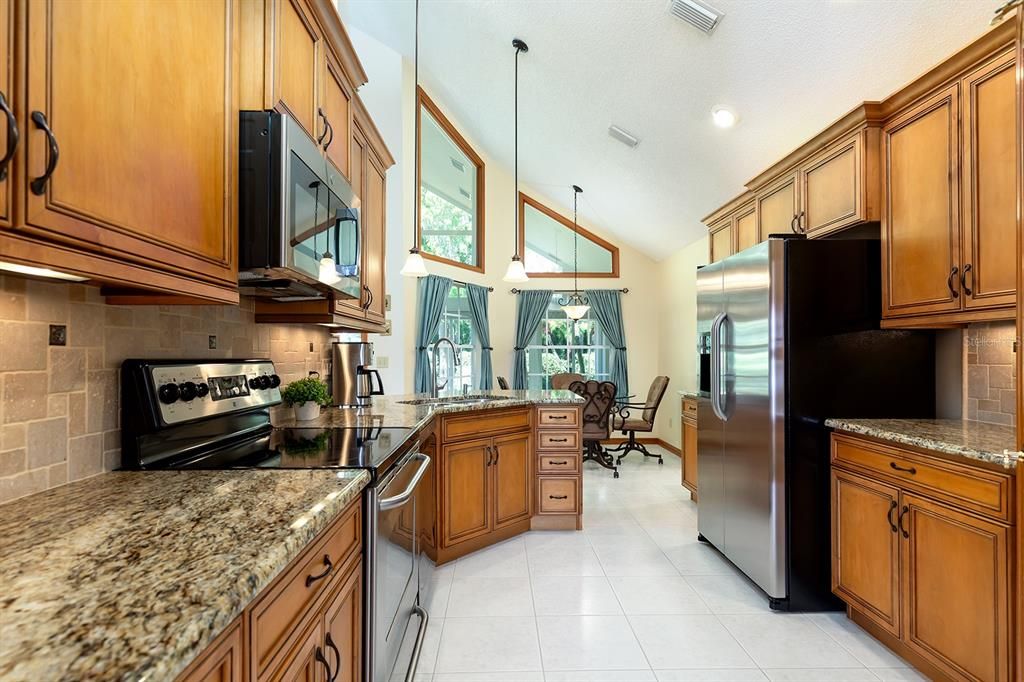 Active With Contract: $560,000 (4 beds, 2 baths, 2619 Square Feet)