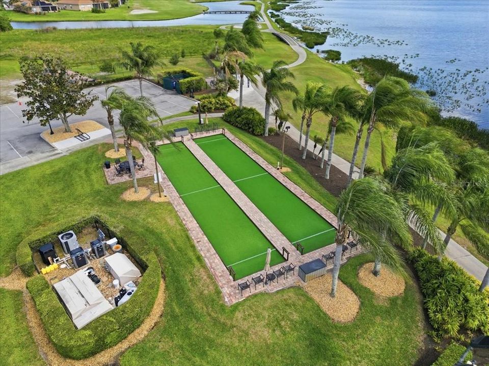 Activo con contrato: $379,900 (3 camas, 2 baños, 2229 Pies cuadrados)