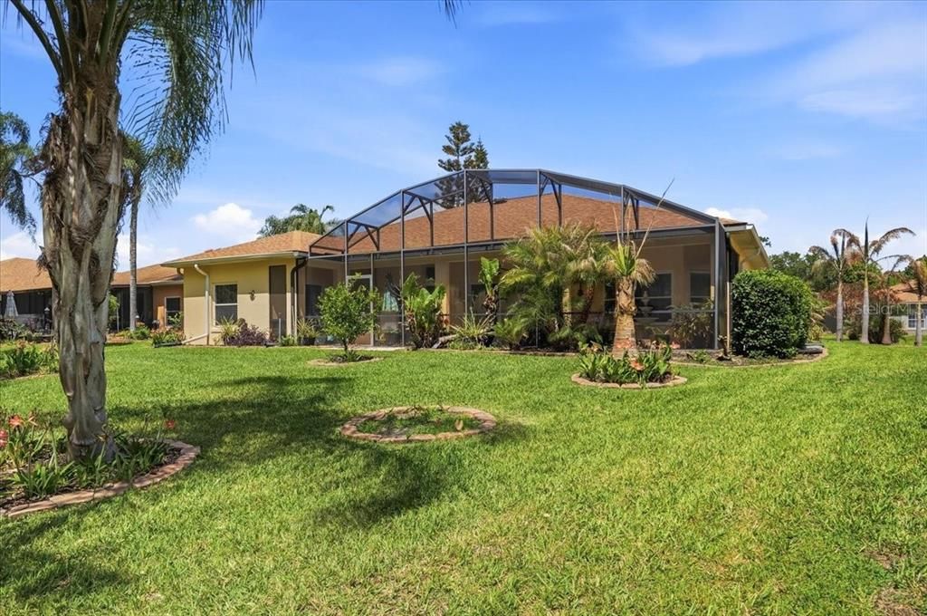 Activo con contrato: $379,900 (3 camas, 2 baños, 2229 Pies cuadrados)