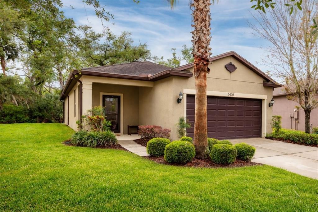 Activo con contrato: $349,000 (3 camas, 2 baños, 1560 Pies cuadrados)