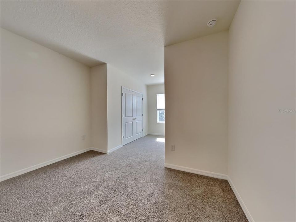 For Rent: $2,150 (3 beds, 2 baths, 1673 Square Feet)