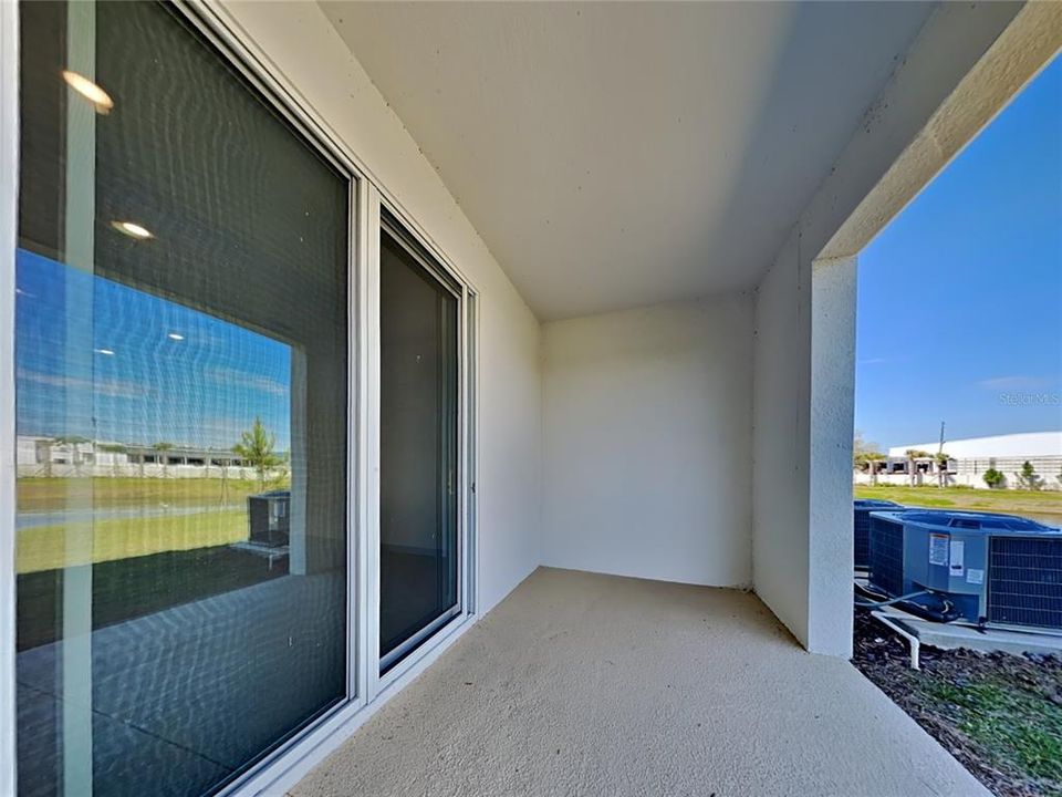 For Rent: $2,150 (3 beds, 2 baths, 1673 Square Feet)