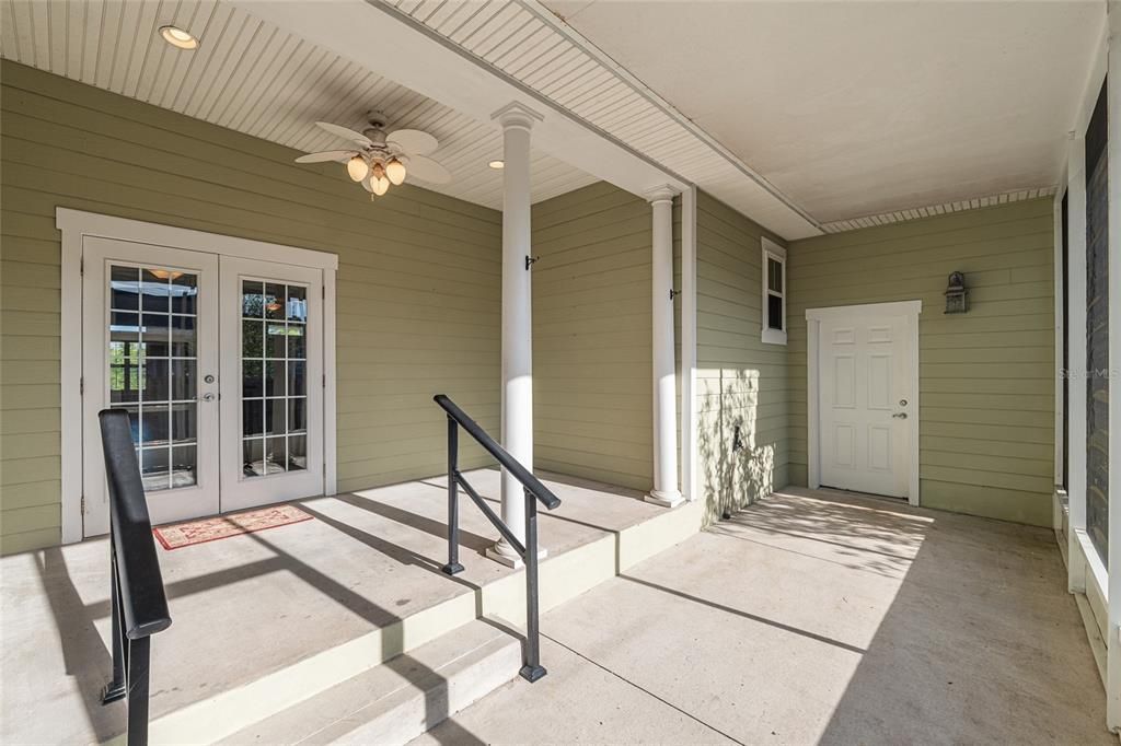 Active With Contract: $345,000 (3 beds, 2 baths, 1664 Square Feet)