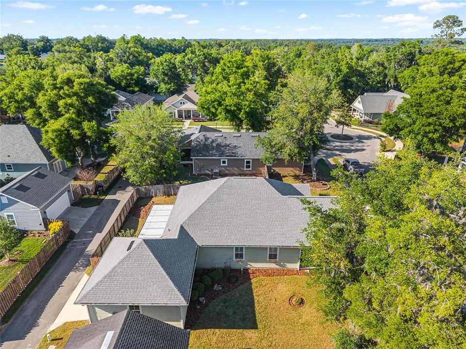 Active With Contract: $345,000 (3 beds, 2 baths, 1664 Square Feet)