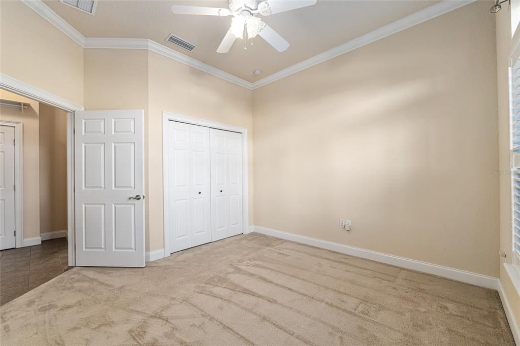 Active With Contract: $345,000 (3 beds, 2 baths, 1664 Square Feet)