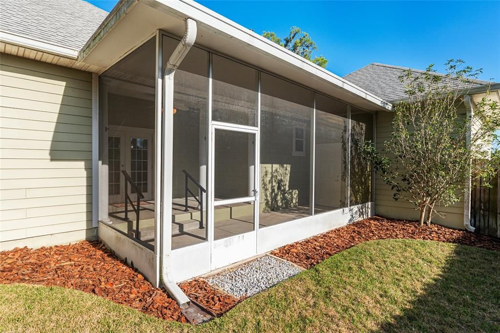 Active With Contract: $345,000 (3 beds, 2 baths, 1664 Square Feet)