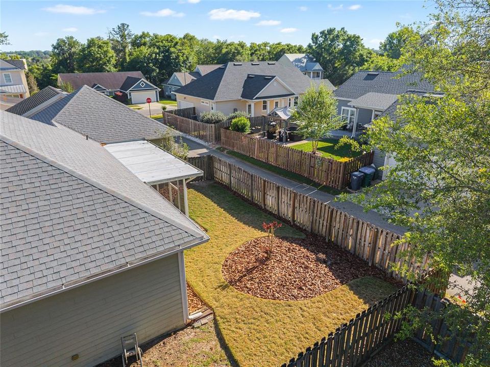 Active With Contract: $345,000 (3 beds, 2 baths, 1664 Square Feet)