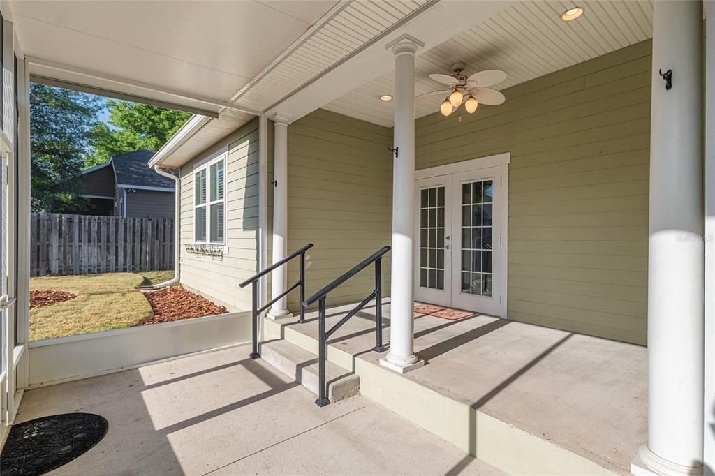 Active With Contract: $345,000 (3 beds, 2 baths, 1664 Square Feet)