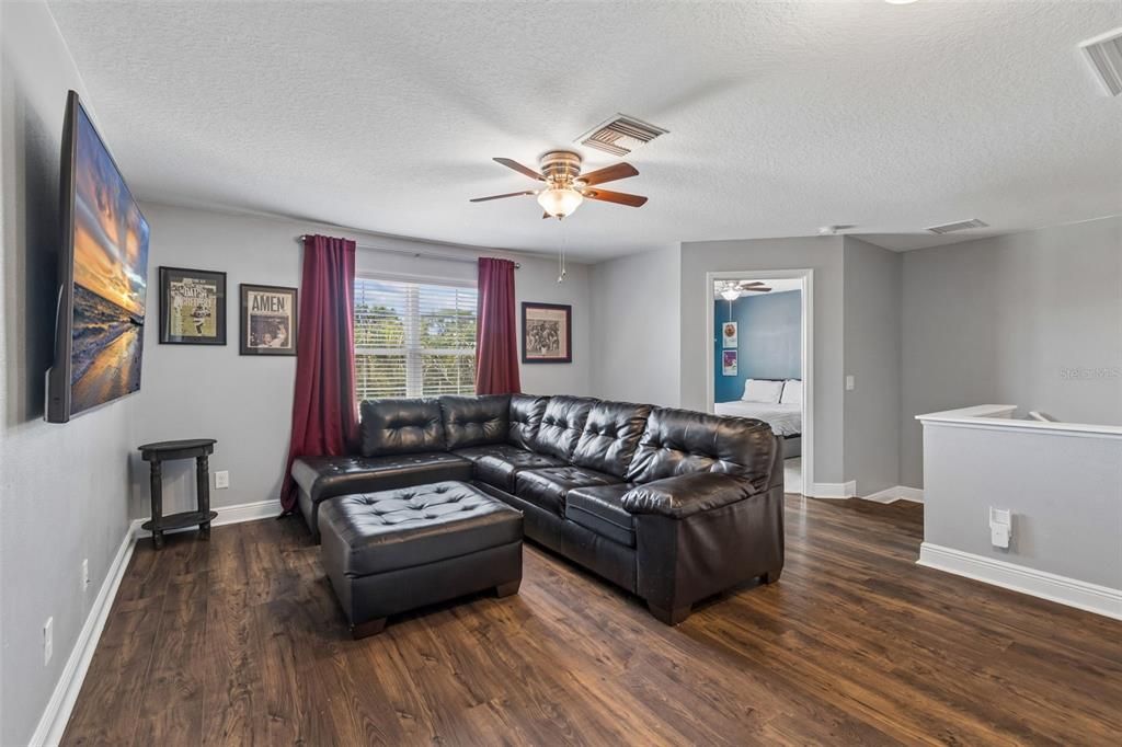 Active With Contract: $758,000 (4 beds, 2 baths, 2848 Square Feet)
