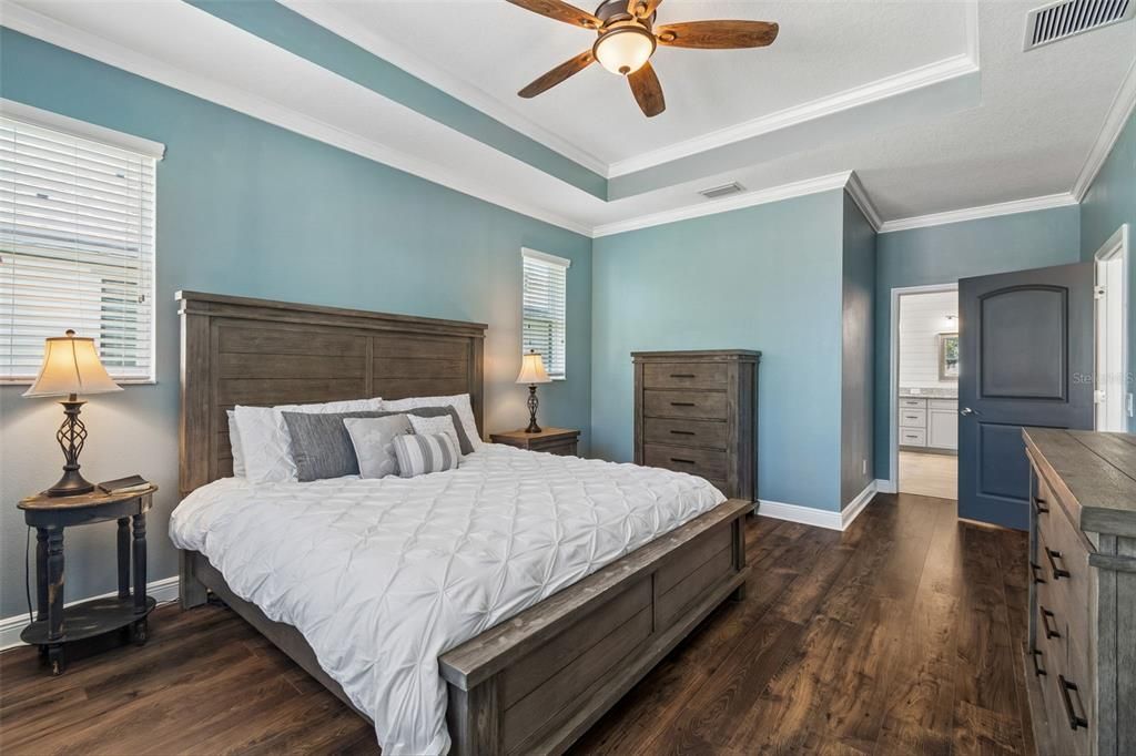 Active With Contract: $758,000 (4 beds, 2 baths, 2848 Square Feet)
