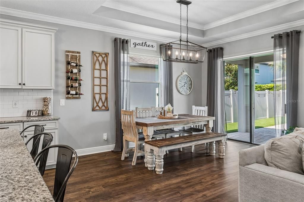 Active With Contract: $758,000 (4 beds, 2 baths, 2848 Square Feet)
