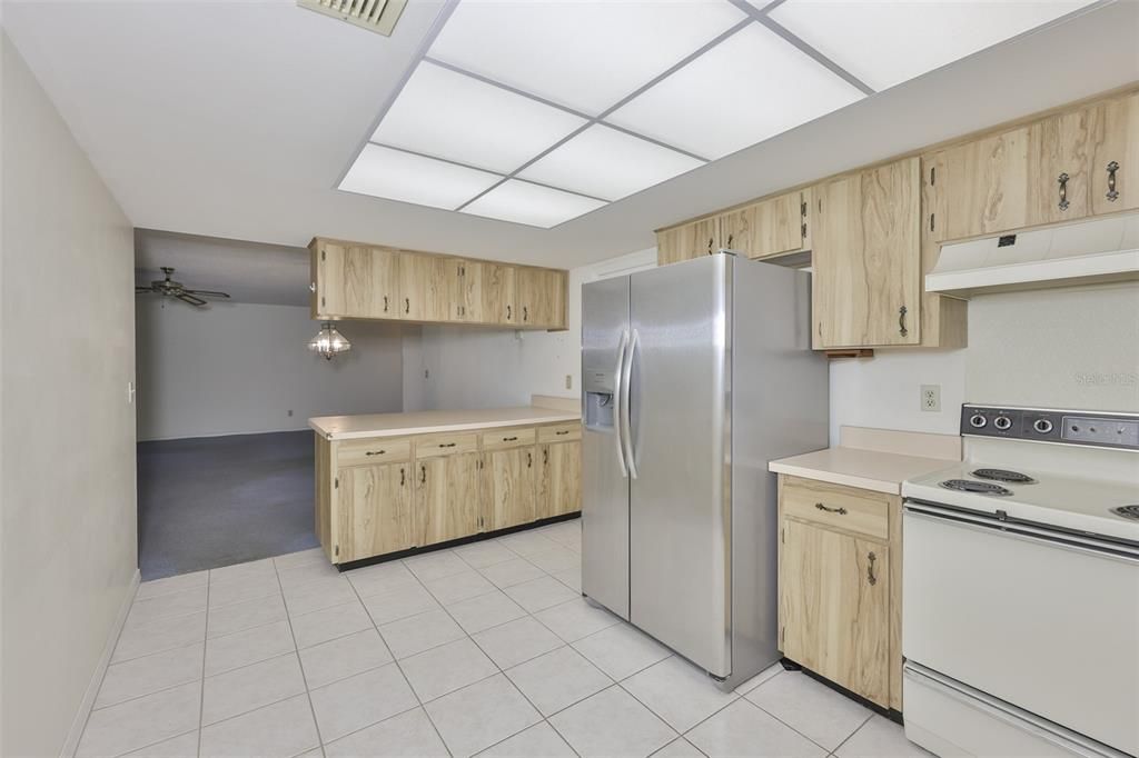 For Sale: $159,000 (2 beds, 2 baths, 1516 Square Feet)