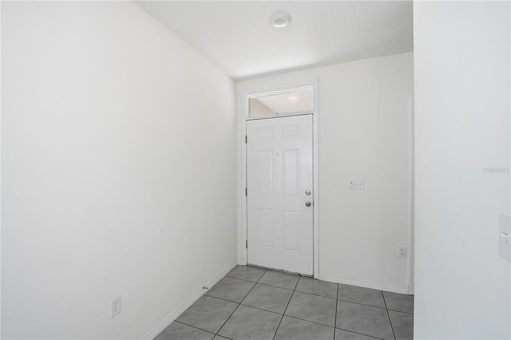 В аренду: $2,250 (4 спален, 2 ванн, 1516 Квадратных фут)