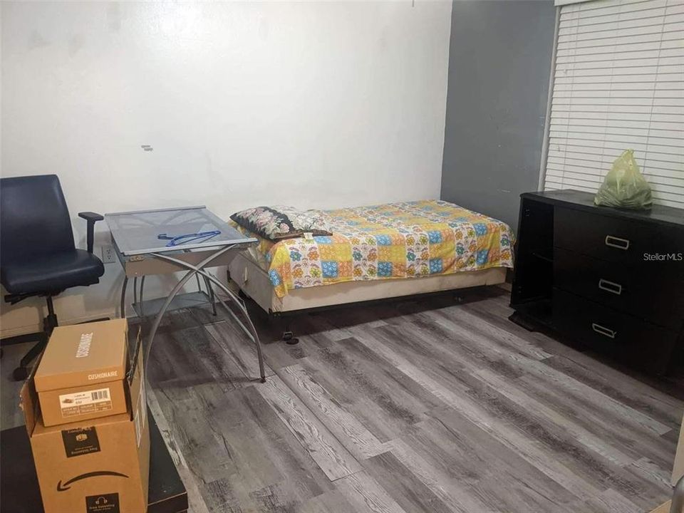 For Rent: $500 (1 beds, 1 baths, 1177 Square Feet)