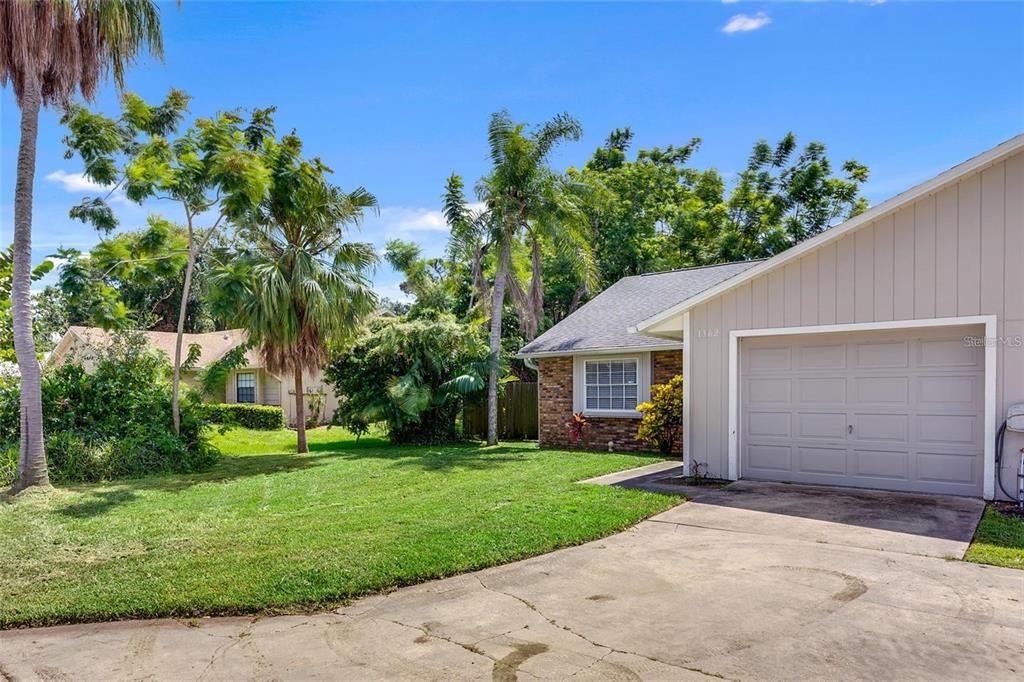 Activo con contrato: $269,900 (2 camas, 2 baños, 1054 Pies cuadrados)