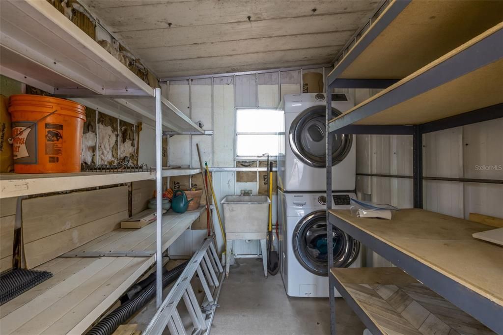 На продажу: $139,900 (2 спален, 2 ванн, 1120 Квадратных фут)