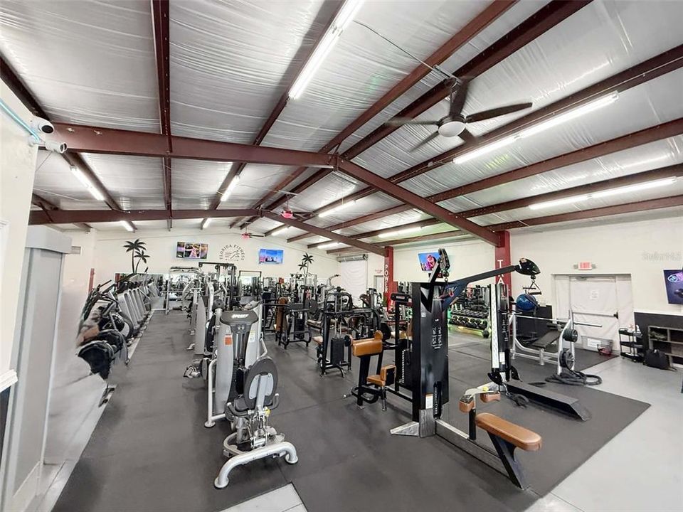 For Sale: $1,100,000 (0 beds, 0 baths, 4000 Square Feet)