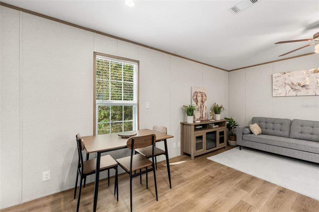 En Venta: $182,000 (3 camas, 2 baños, 1001 Pies cuadrados)