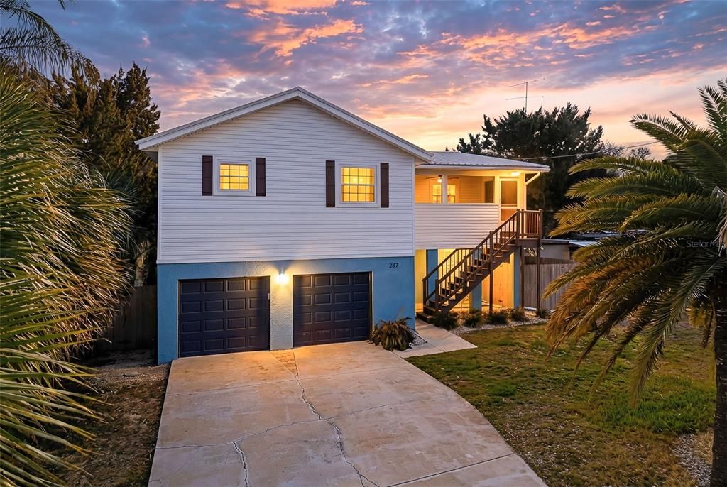 For Sale: $784,999 (3 beds, 2 baths, 2004 Square Feet)