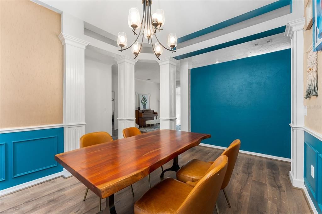 For Sale: $524,900 (4 beds, 3 baths, 2566 Square Feet)