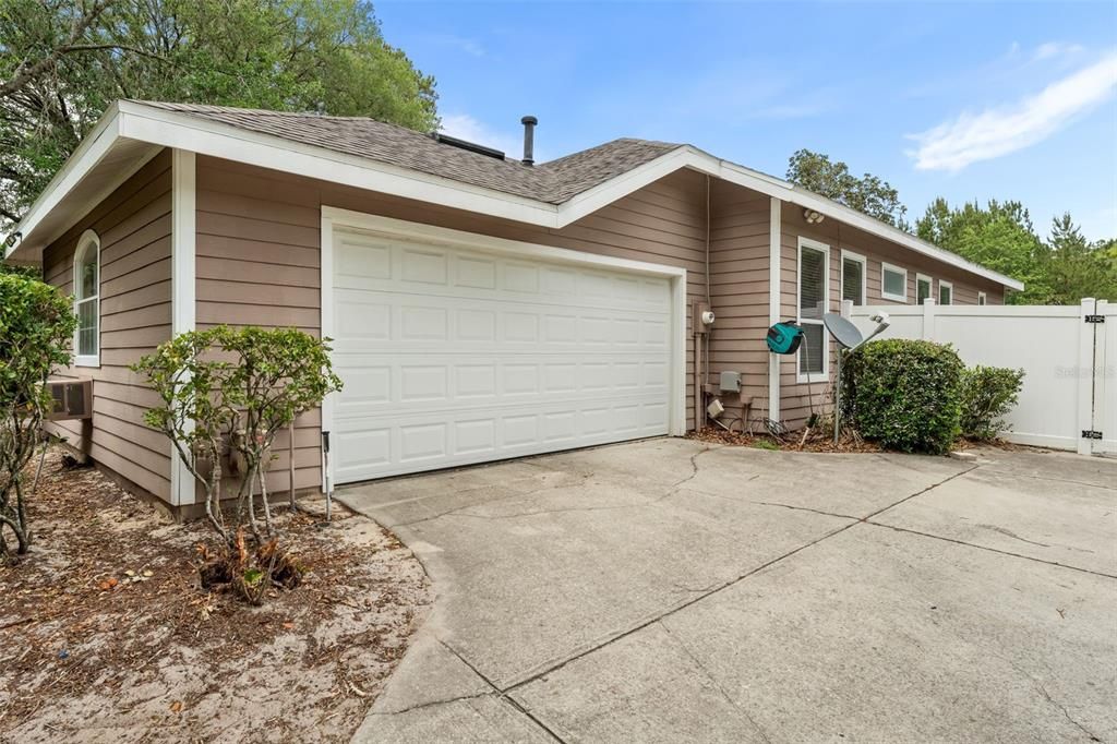 For Sale: $524,900 (4 beds, 3 baths, 2566 Square Feet)