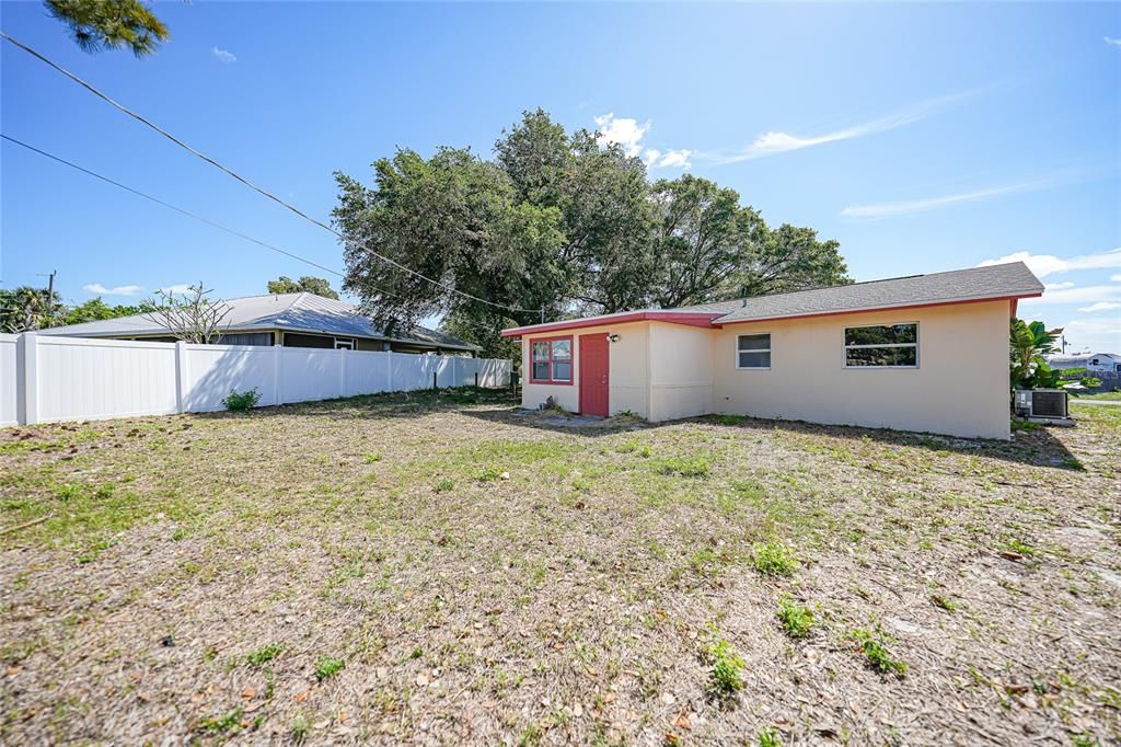 Activo con contrato: $189,900 (3 camas, 1 baños, 987 Pies cuadrados)
