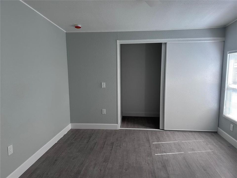 На продажу: $164,900 (2 спален, 2 ванн, 1092 Квадратных фут)