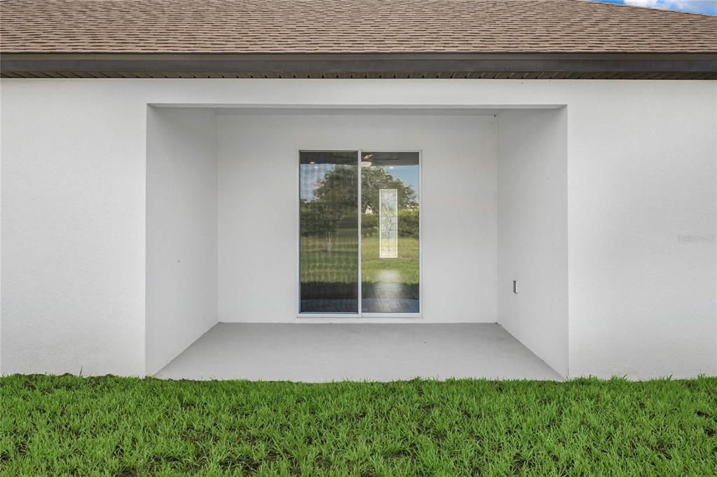 Activo con contrato: $370,900 (3 camas, 2 baños, 1902 Pies cuadrados)