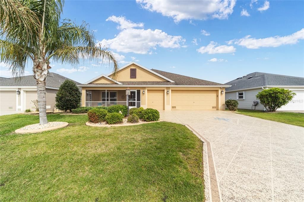 En Venta: $529,900 (3 camas, 3 baños, 1903 Pies cuadrados)