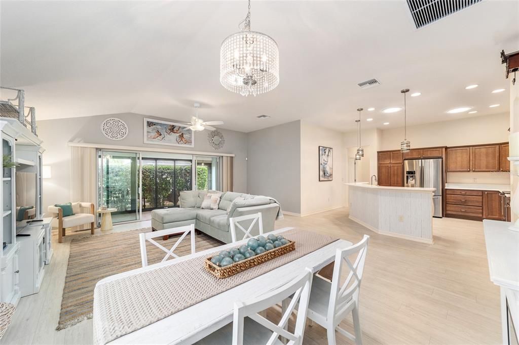 En Venta: $529,900 (3 camas, 3 baños, 1903 Pies cuadrados)
