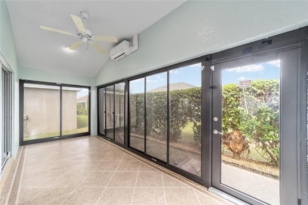 En Venta: $529,900 (3 camas, 3 baños, 1903 Pies cuadrados)
