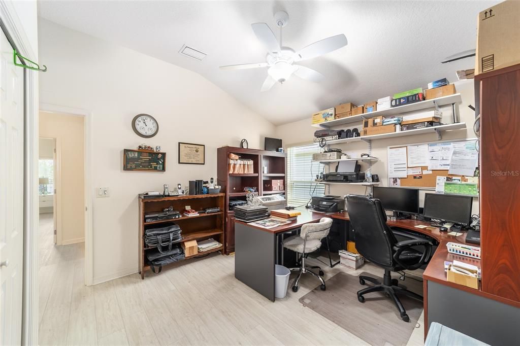 En Venta: $529,900 (3 camas, 3 baños, 1903 Pies cuadrados)