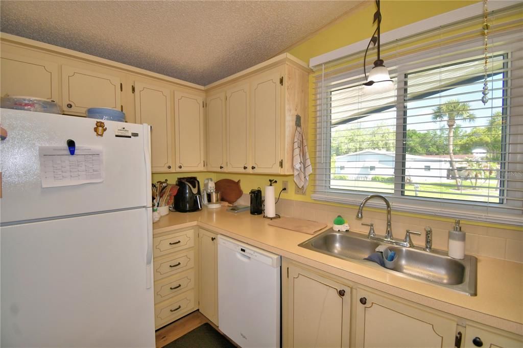 En Venta: $145,000 (2 camas, 2 baños, 1000 Pies cuadrados)