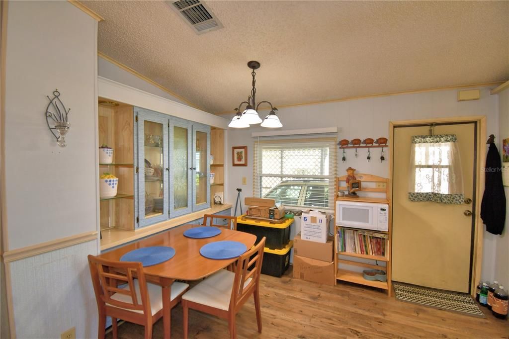 En Venta: $145,000 (2 camas, 2 baños, 1000 Pies cuadrados)