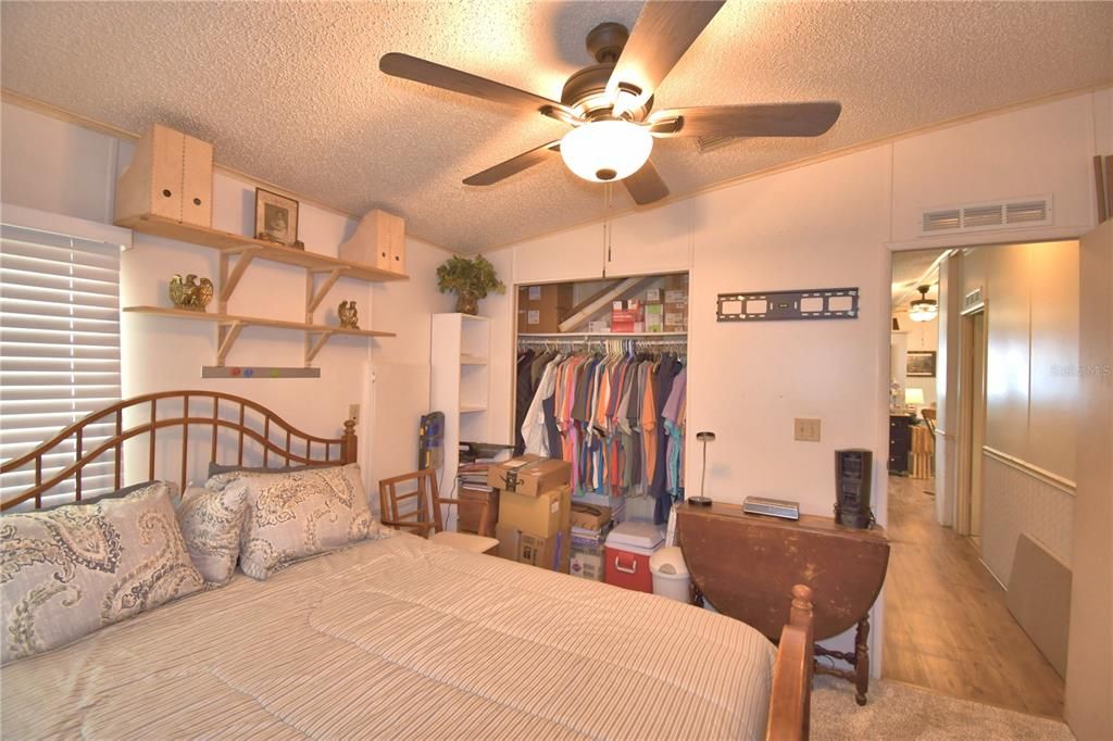 En Venta: $145,000 (2 camas, 2 baños, 1000 Pies cuadrados)