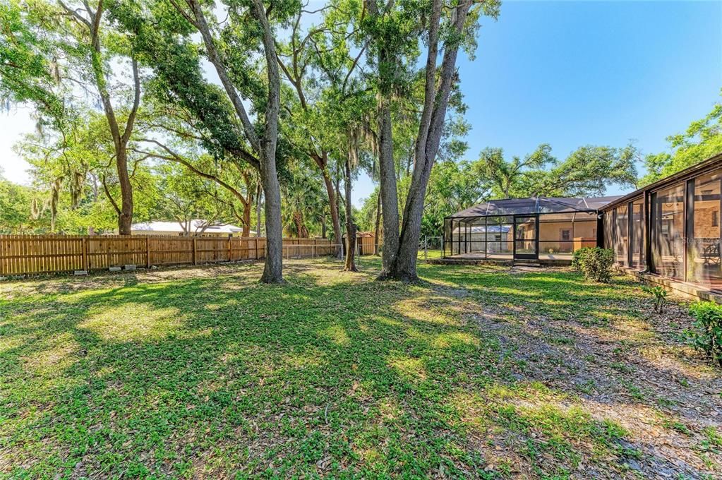 Activo con contrato: $685,000 (4 camas, 3 baños, 2639 Pies cuadrados)