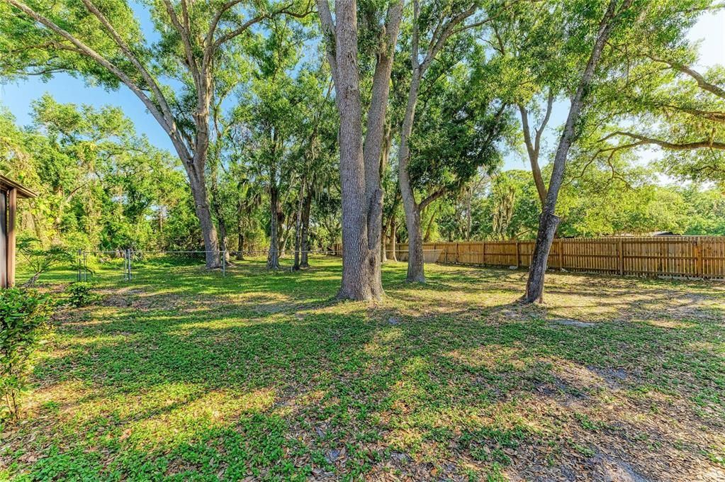 Activo con contrato: $685,000 (4 camas, 3 baños, 2639 Pies cuadrados)