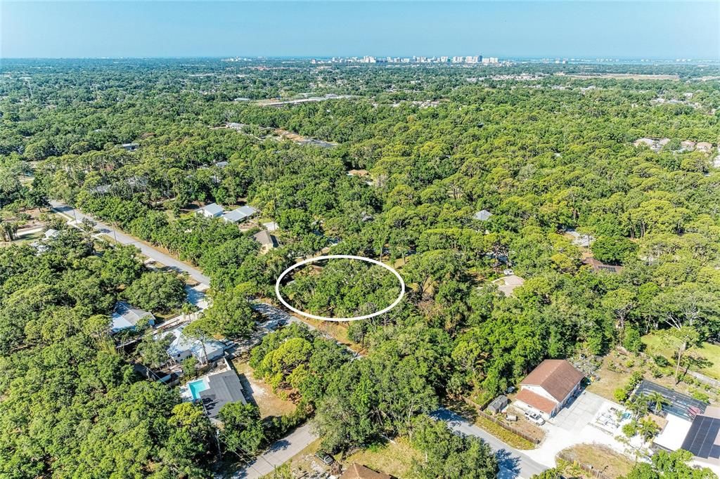 Activo con contrato: $685,000 (4 camas, 3 baños, 2639 Pies cuadrados)