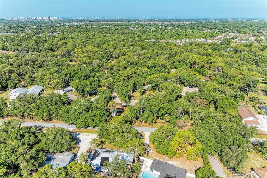 Activo con contrato: $685,000 (4 camas, 3 baños, 2639 Pies cuadrados)