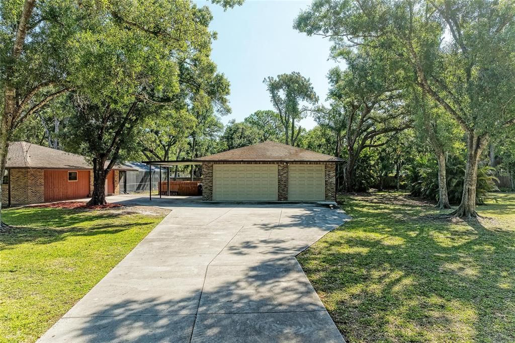 Activo con contrato: $685,000 (4 camas, 3 baños, 2639 Pies cuadrados)