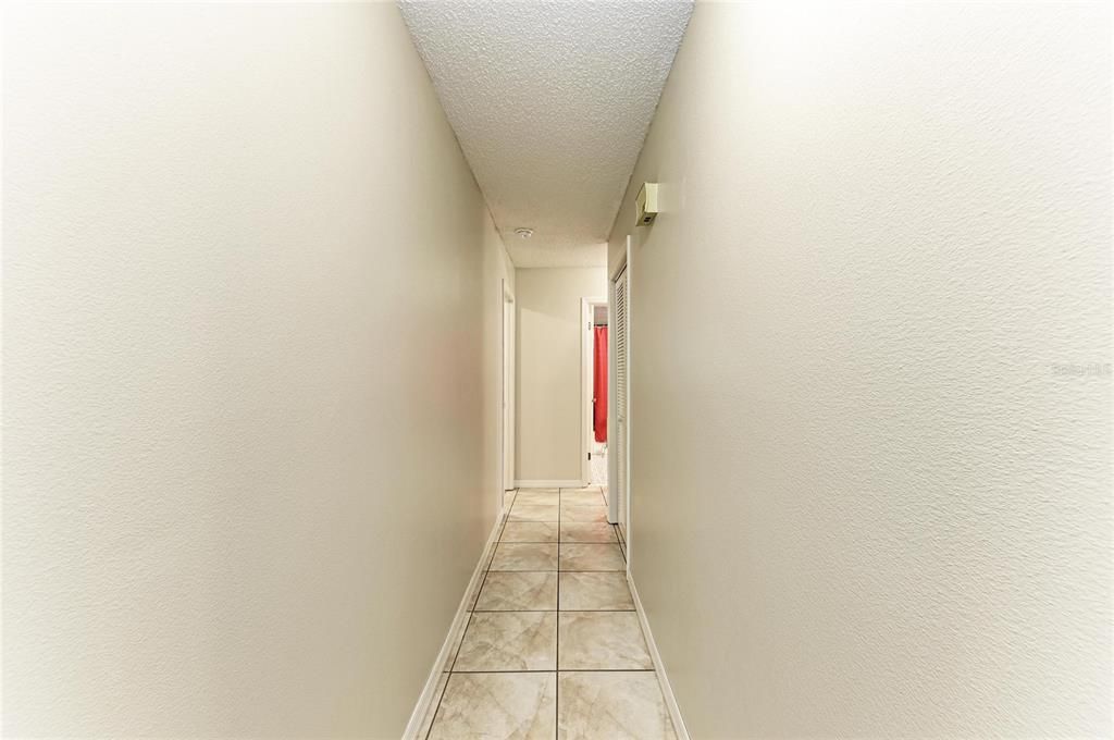 Activo con contrato: $685,000 (4 camas, 3 baños, 2639 Pies cuadrados)